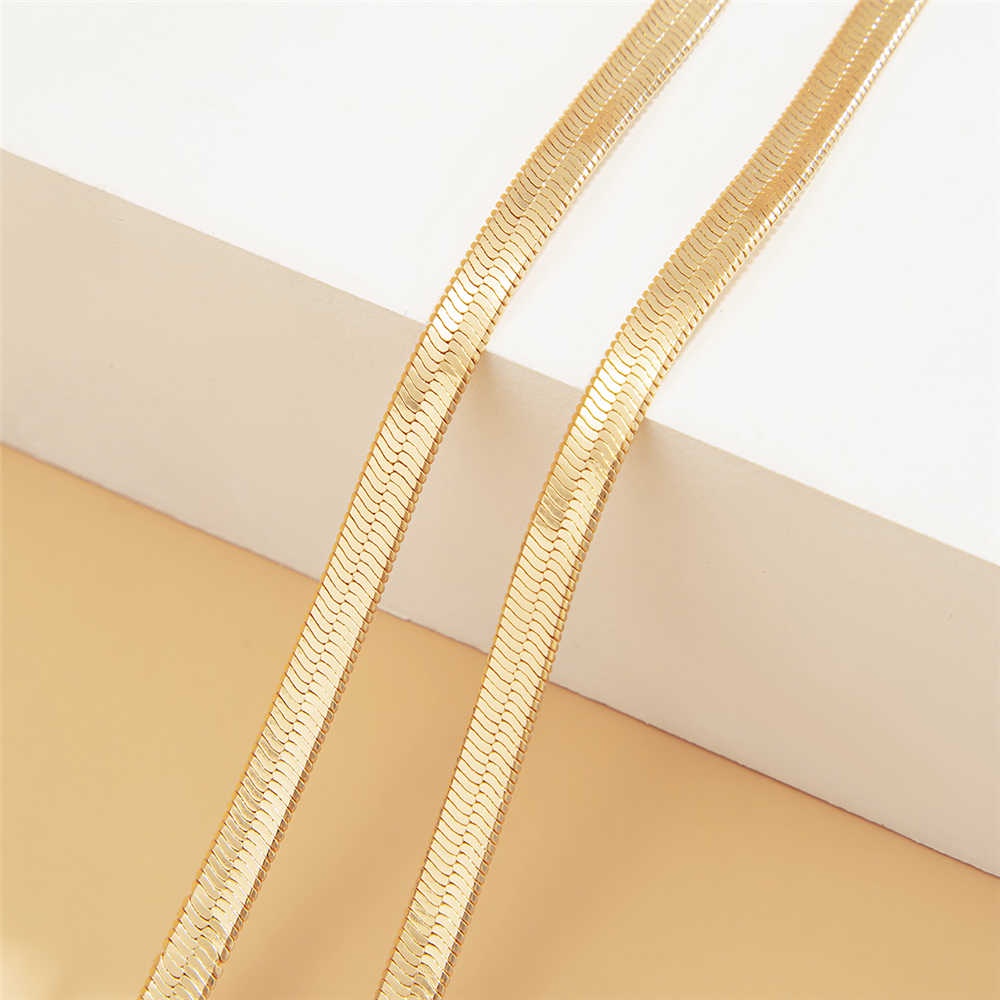 [Women Minimalist Copper Flat Snake Chain Torques Choker Necklace] [Ladies Simple Short Punk V-Shaped Collar Personality Clavicle Necklaces] [Girlfriends Gifts Party Jewelry Accessories]