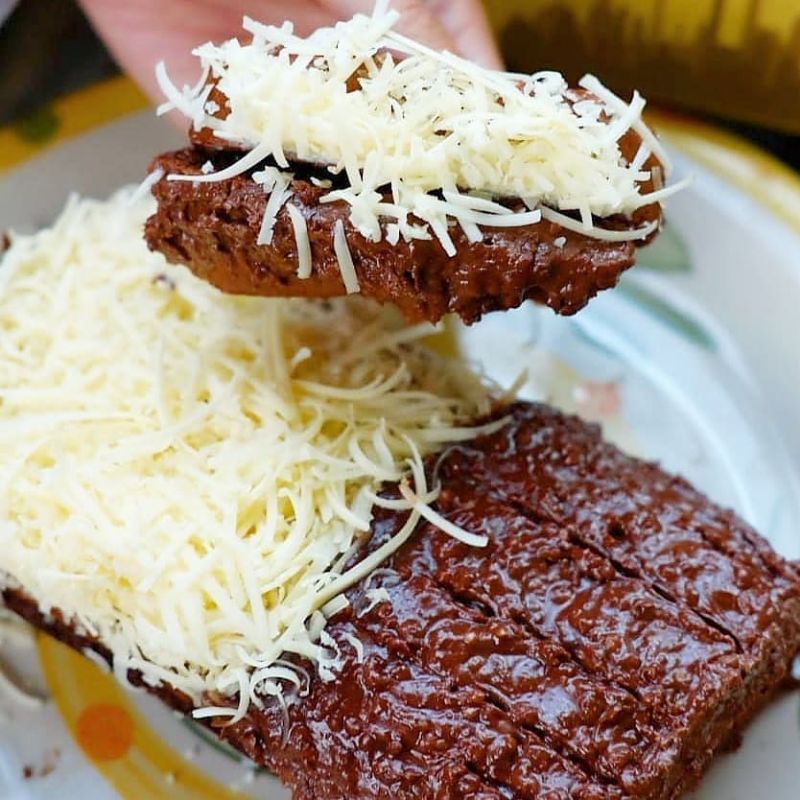 

Omaopa Topping Half Mix Keju dan Coklat Oleh Oleh Khas Jogja