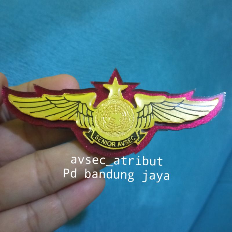 WING SENIOR AVSEC MIKA MAGNET/ATRIBUT AVSEC