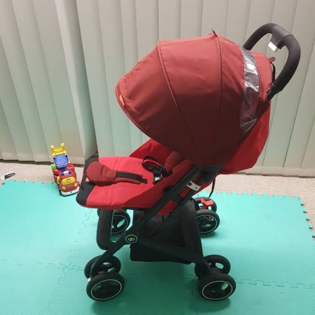 Preloved stroller GB QBIT+ warna merah