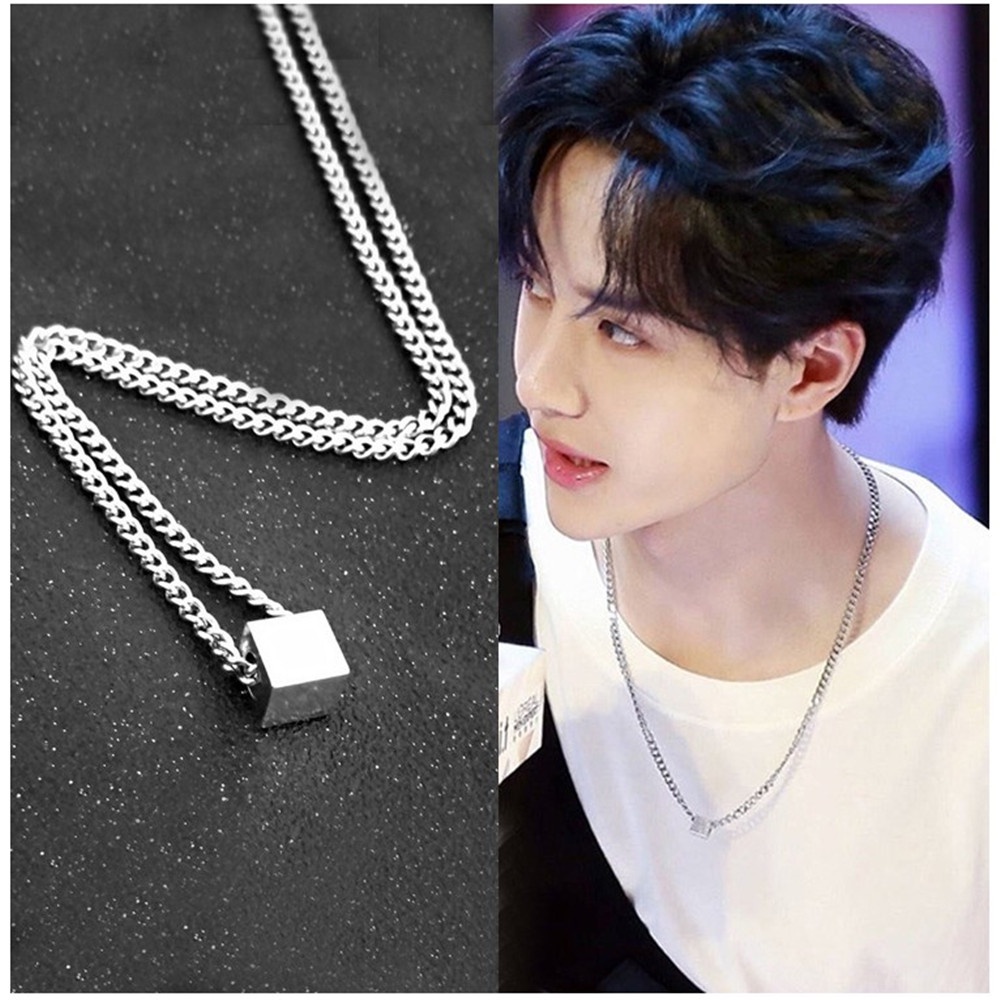 Wang Yibo Kalung Persegi Stainless Steel Gaya Sama untuk Wanita dan Pria