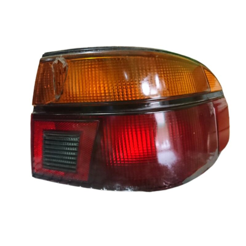 Stoplamp Belakang Ford Laser Champ Bagian Kanan