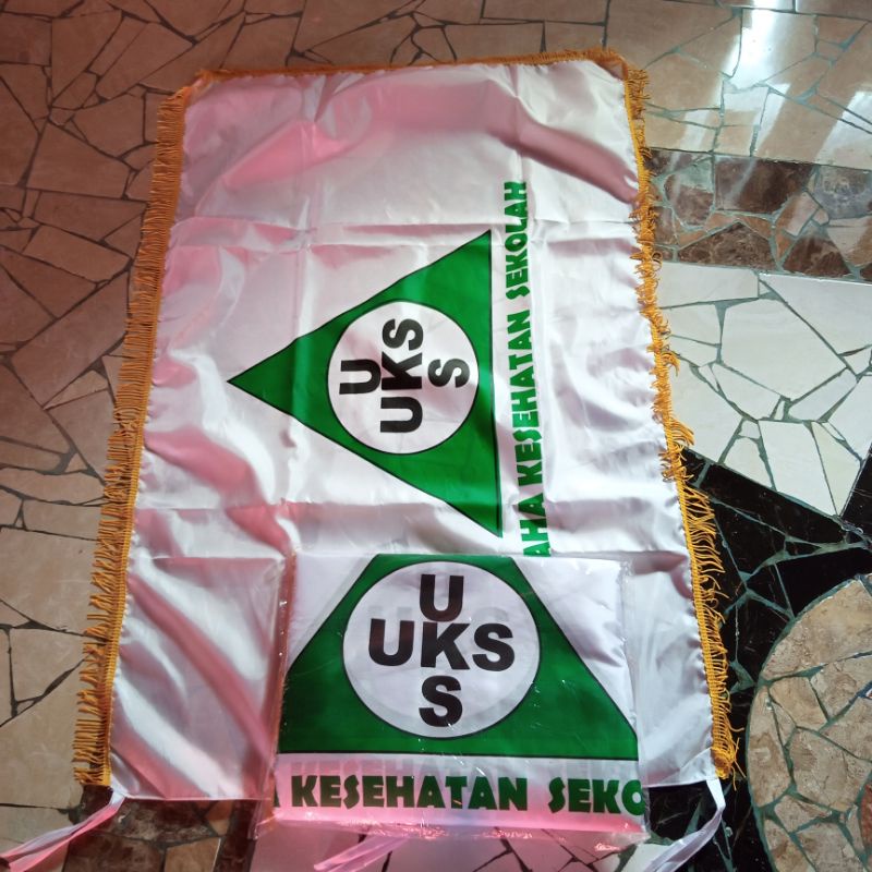 Bendera UKS 20 biji Rumbai 80x120cm