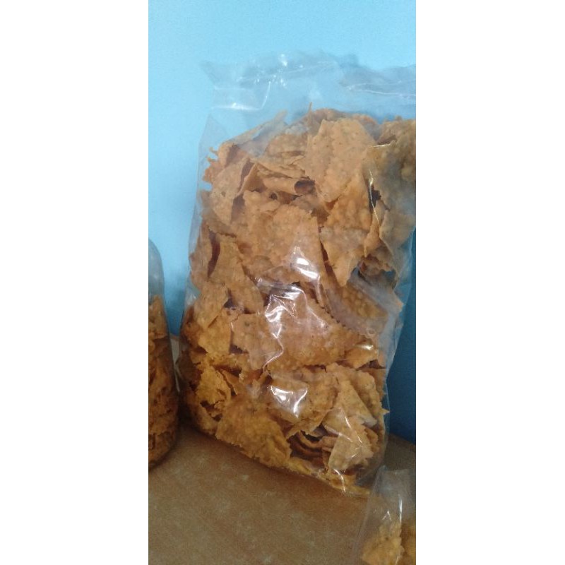 

Keripik bawang dengan rasa special pedas, original, dan ebi.