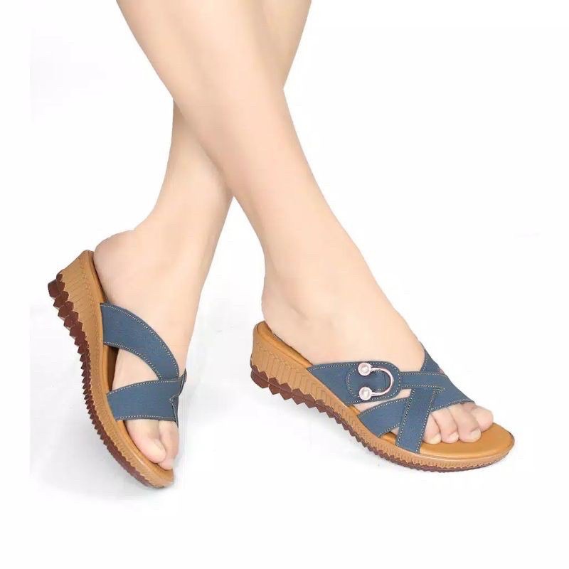 Sandal Sendal Wedges Wanita Casual Selop / Slop Murah Terbaru 2023 HD17