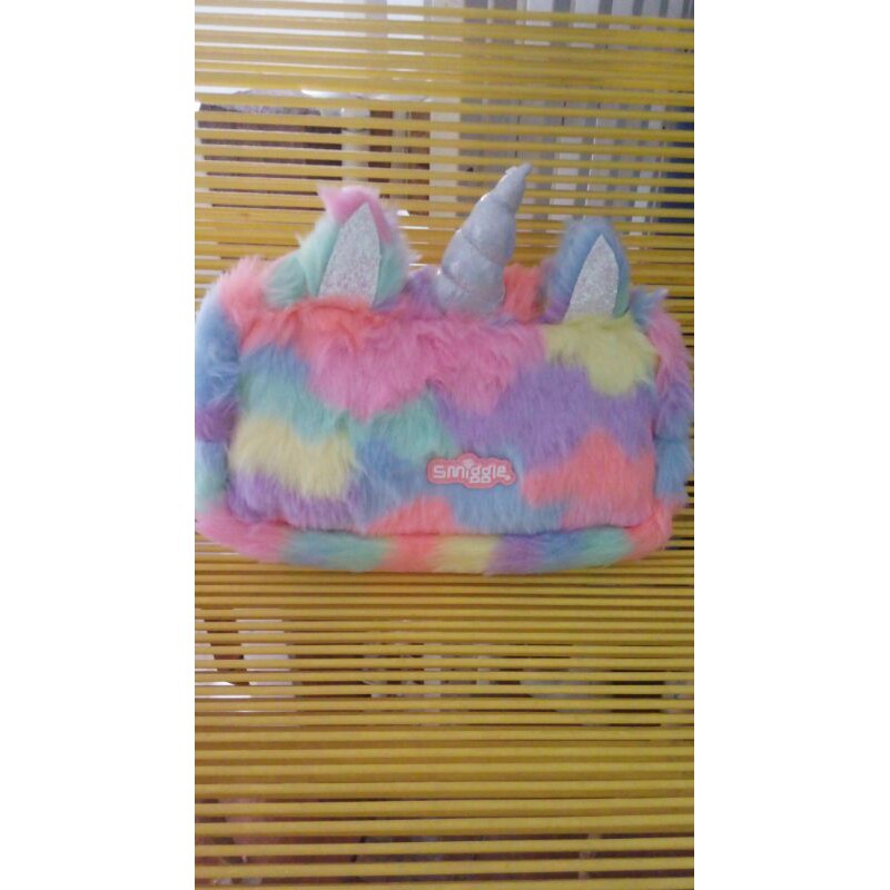 tempat pensil smiggle unicorn original 100% bulu2