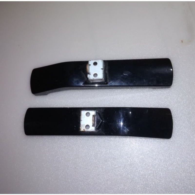 kaki stand tv sharp 24le170i/24le175i