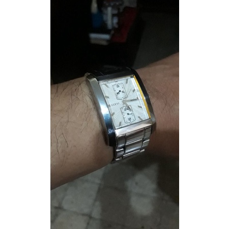 GUESS STEEL Japan movt all stainless Jam Tangan Pria second / bekas