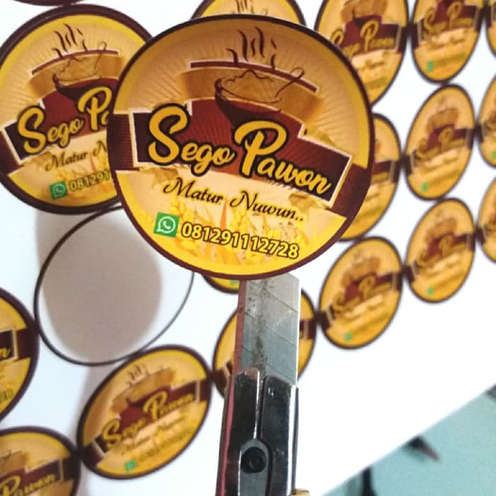 

Cetak Stiker Cromo A4 Free Cutting Persegi