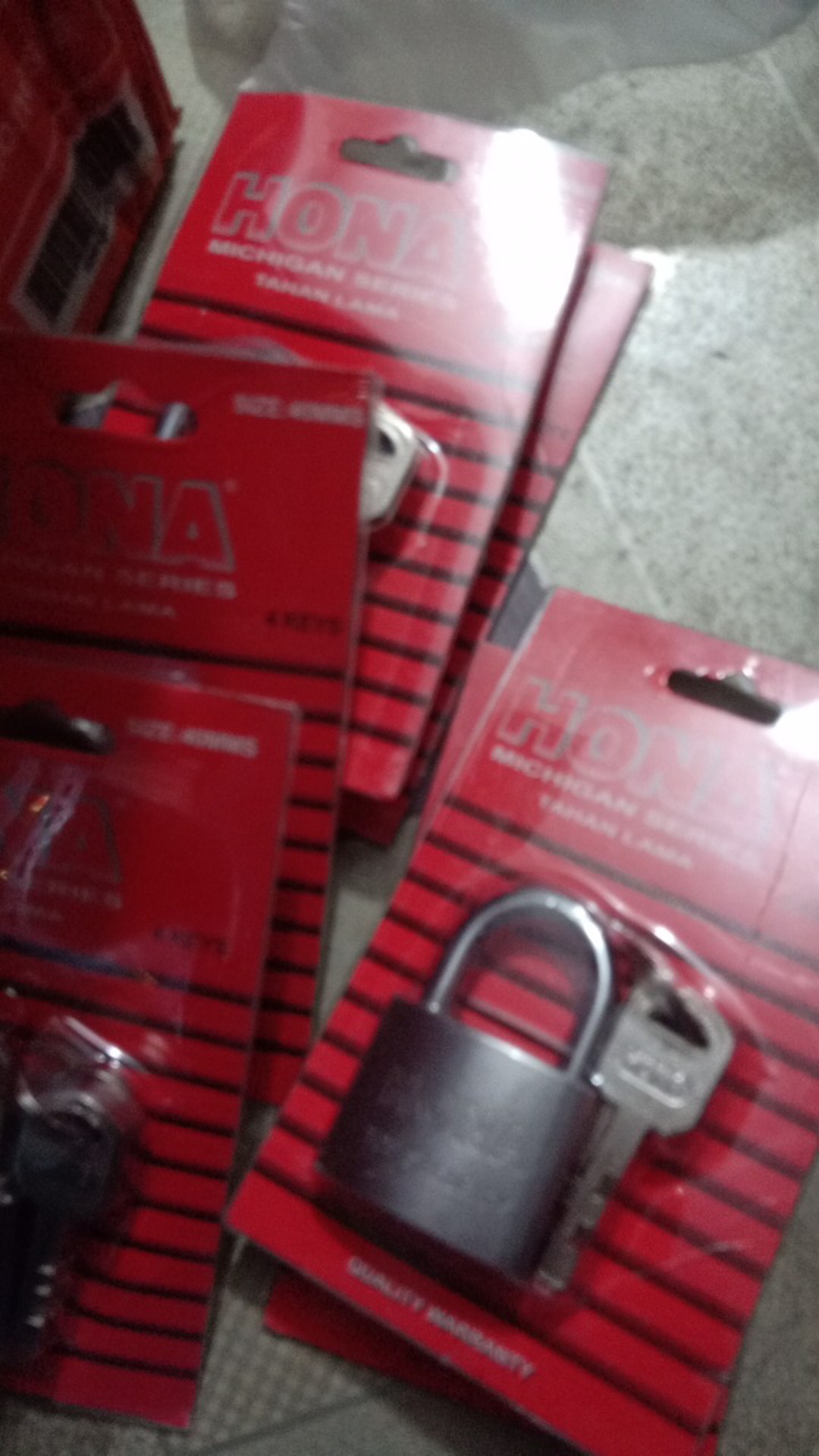 Gembok Hona 40 Mm Pendek