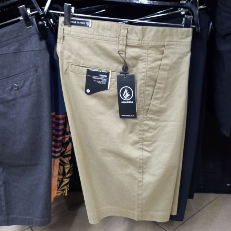 VOLCOM ORIGINAL CELANA PENDEK PRIA