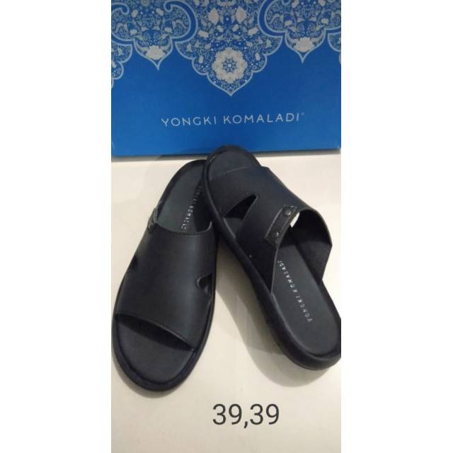 Sandal pria matahari murah