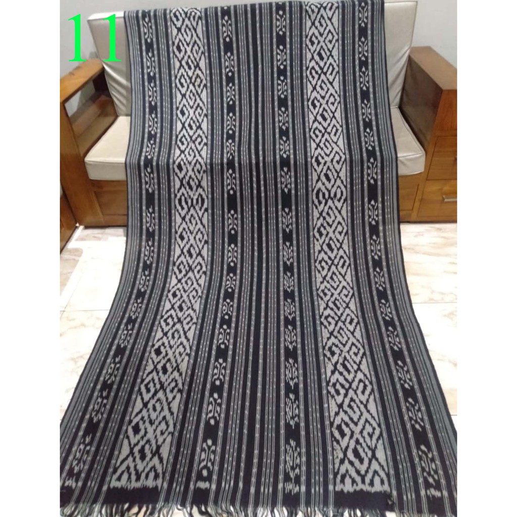 BLANKET ETNIK NUSANTARA KAIN TENUN MOTIF IKAT TENUN TROSO JEPARA  TENUN SUMBA TORAJA NTT