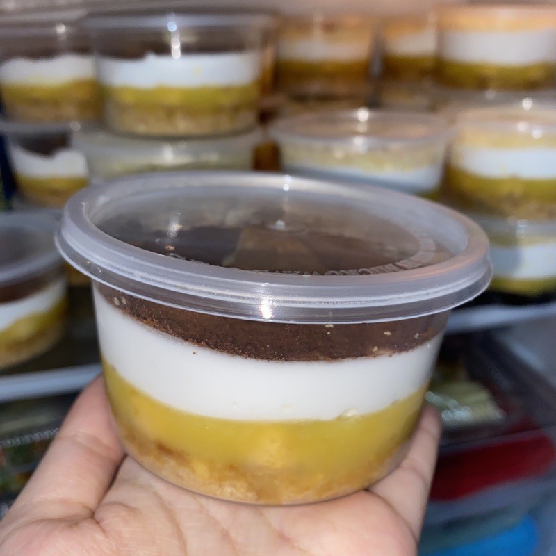 

Banoffee dessert topping milo