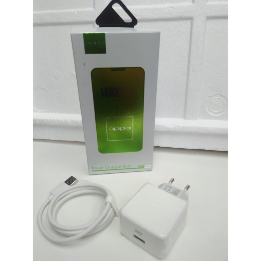 flash charger VOOC oppo R15