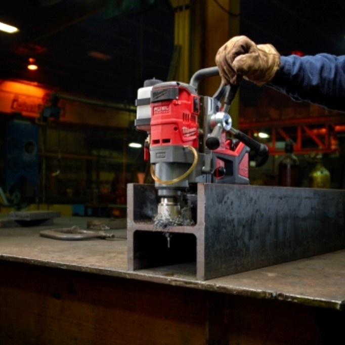 MILWAUKEE &quot;M18FMDP-0 M18 FUEL™ Magnetic Drilling Press with Permanent Magnet - Tool Only&quot;