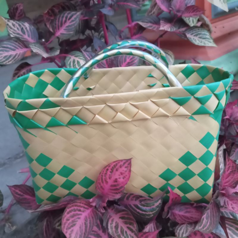 BISA COD. Tas Anyaman Plastik Mini Kotak/ Tas Plastik Suvenir Pernikahan Cantik