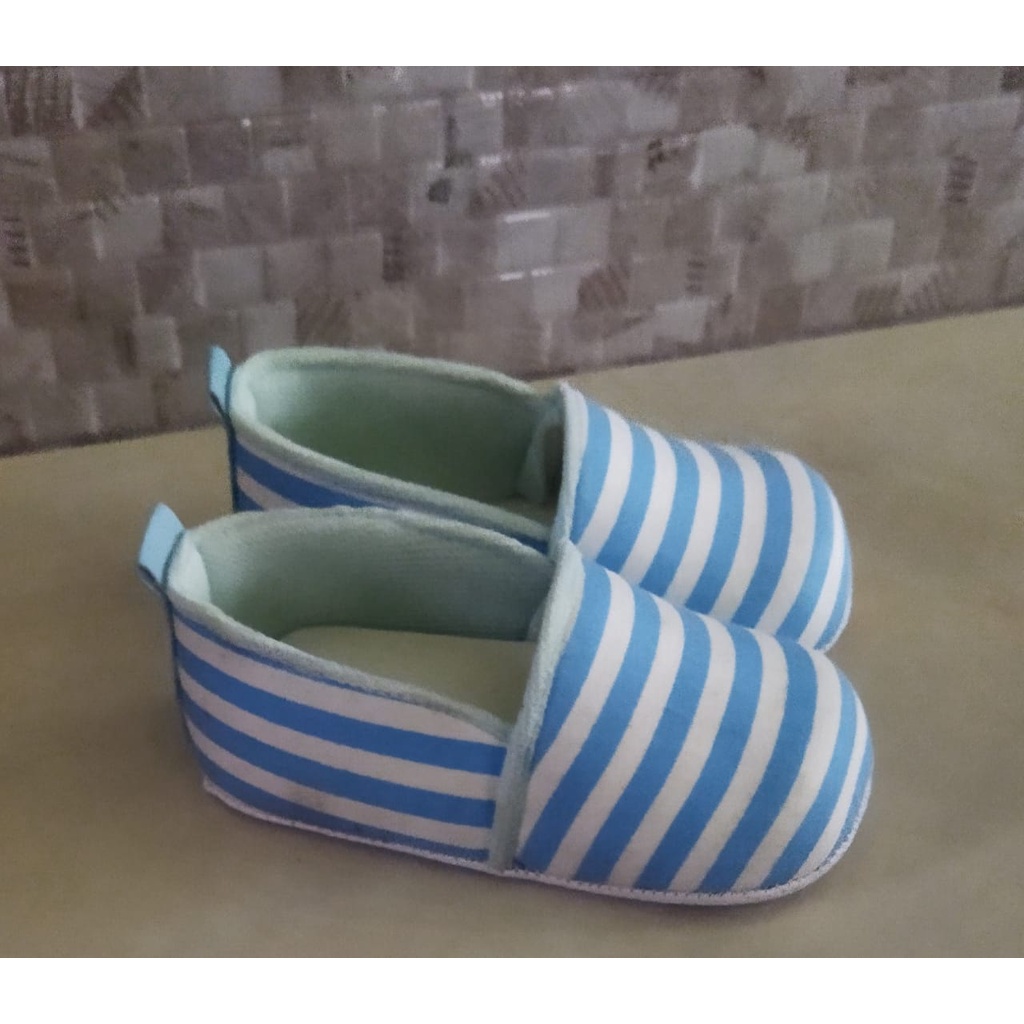 SEPATU BAYI SLIP ON ANAK LAKI-LAKI/PEREMPUAN MOTIF SALUR 0-12 BULAN