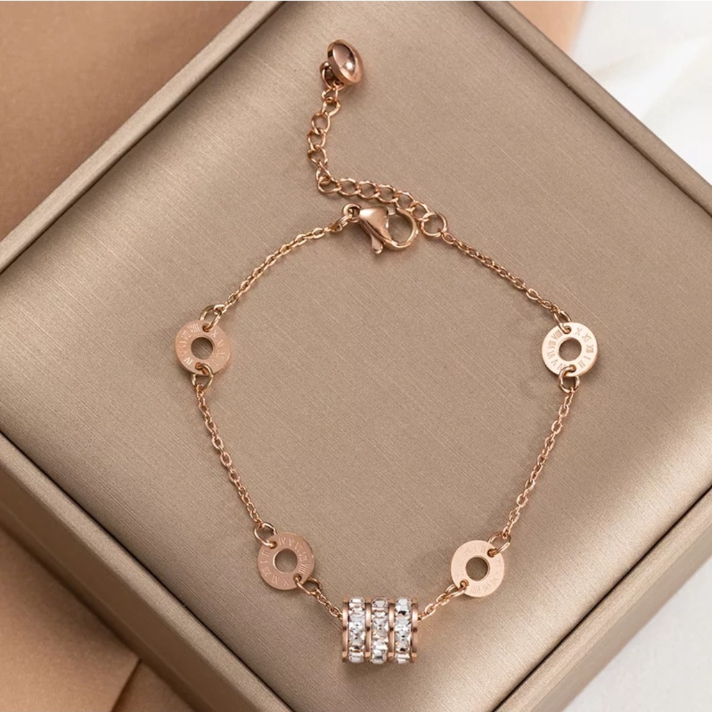 Gelang Rantai Model Tabung Tiga Baris Zirkon Artifisial Angka Romawi Warna Rose Gold dan Gold