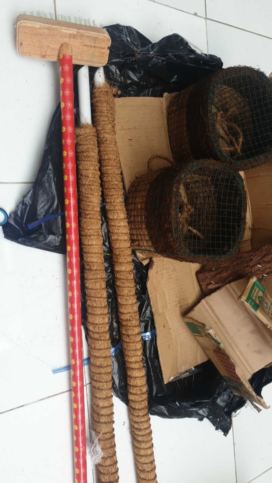 Sikat Lantai Kamar Mandi Sugiasih24 Ar