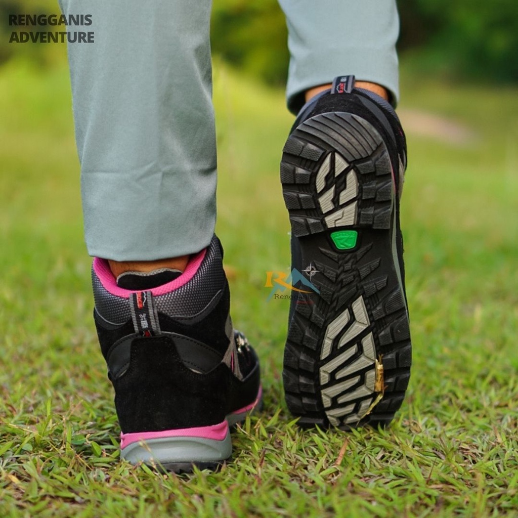 Sepatu Gunung KARRIMOR HOT ROCK Sepatu Hiking Outdoor