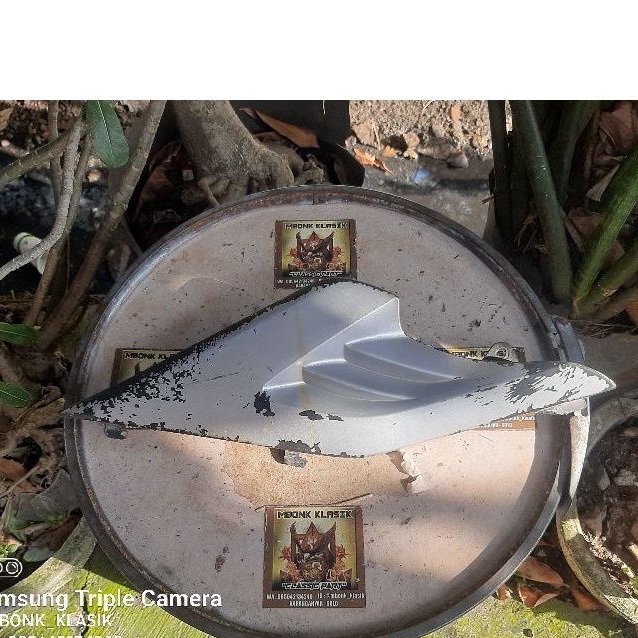 cover sirip hawa suzuki satria 2tak lumba ORIGINAL cover sirip hawa satria 2tak lumba sirip satria l