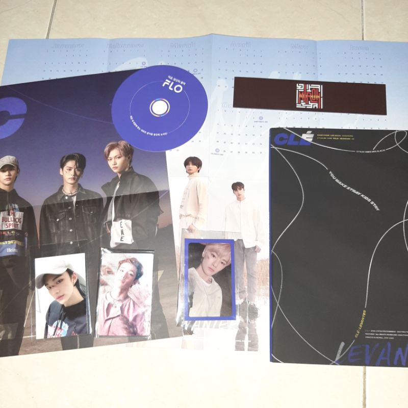 Album Straykids Levanter Photocard PC I.N Felix Hyunjin Lenti Bangchan Folded Poster Unit Dan Group