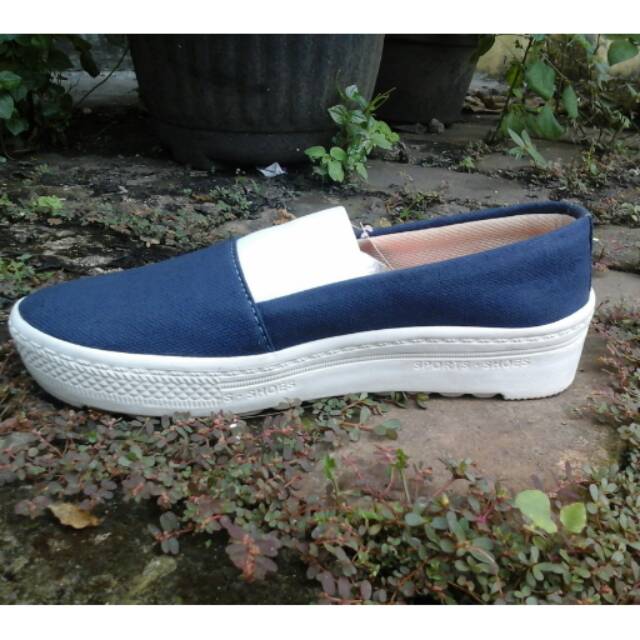 Sepatu Vans grade ori/sepatu cewek/sepatu wanita/sepatu slip on