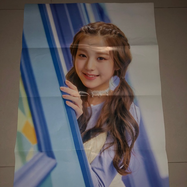 Poster IZONE Jang Wonyoung