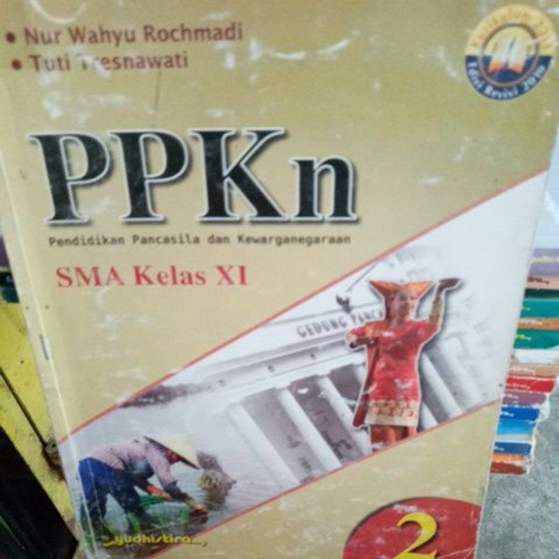 buku PPKN SMA kelas 11