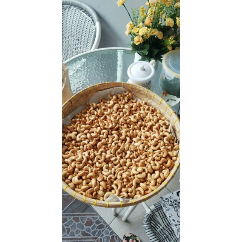 

Kacang Mede SUPER / kacang mete (1kg)