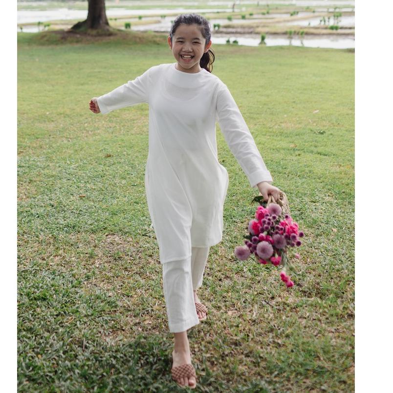 ➨ Kara Tunik LEWIS EMMA tunik lebaran anak perempuan ➶