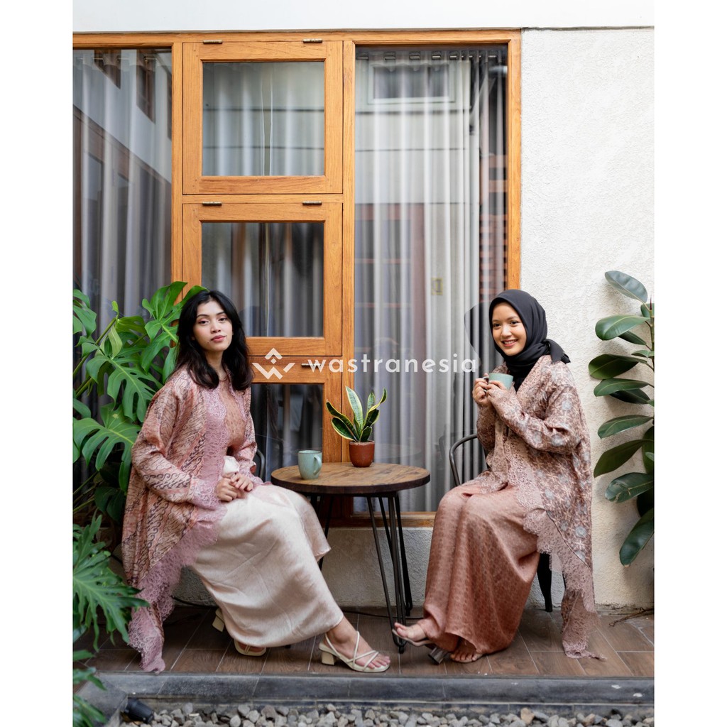 KAINNESIA Aruna Set Outer dan Rok Lilit Batik Bahan Viscose