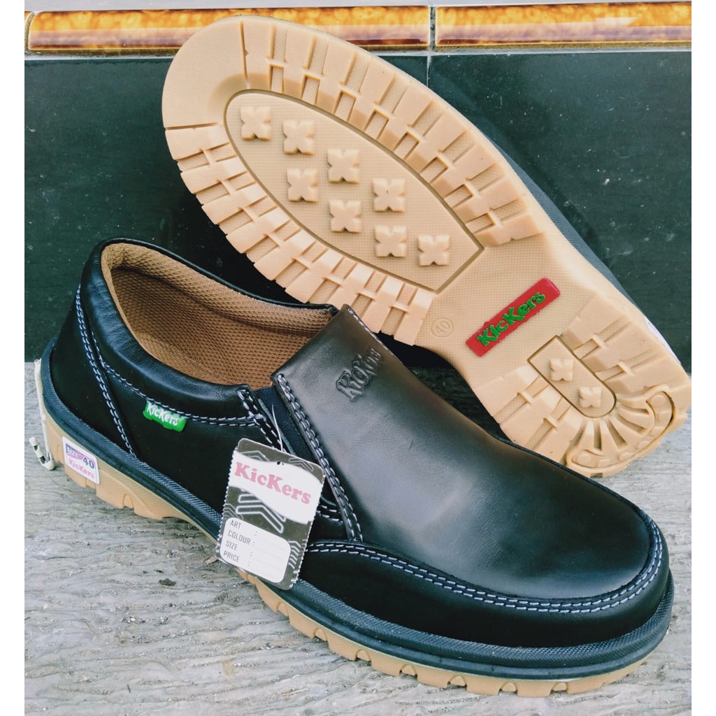 Kickers sepatu pria casual santai kulit asli original kasual slip on elastis selop tanpa taliterbaru