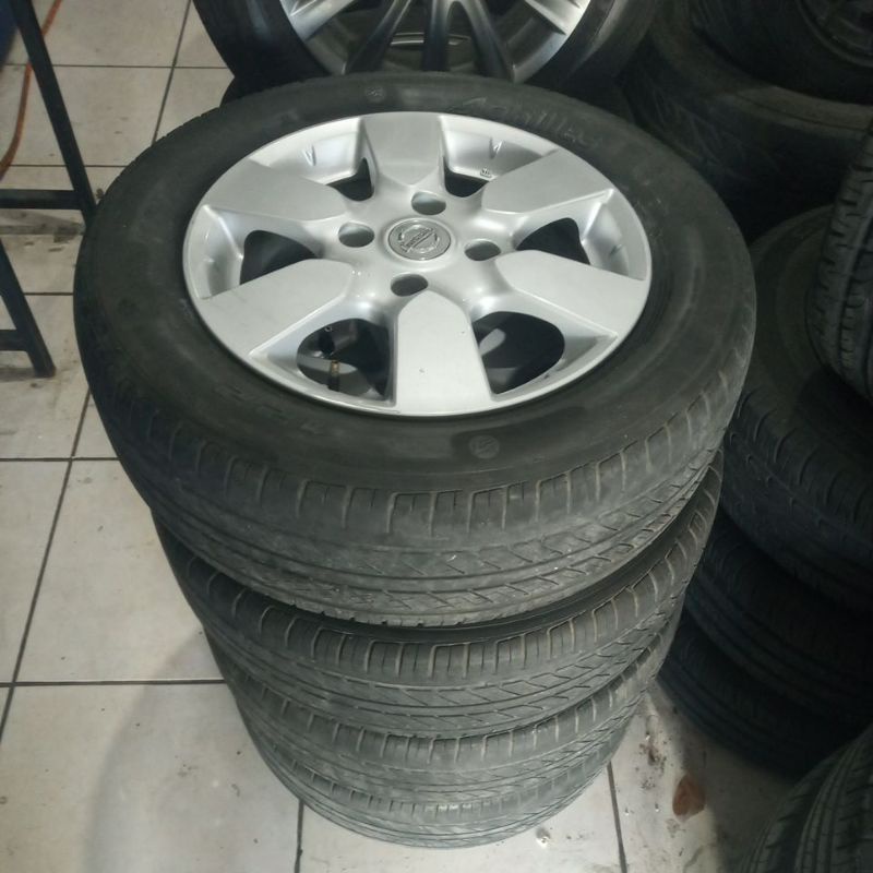 Oem livina ring 15 pcd 4x114 Ban 185 65 r15 (70%)