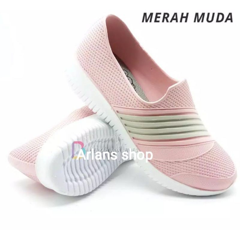 Sepatu karet slip on ATT SWL 480