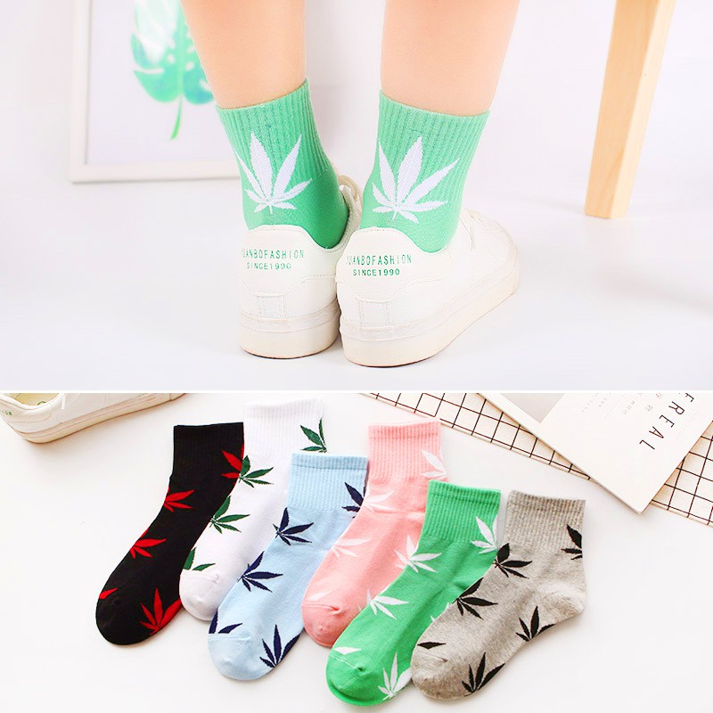 KK050692 leaf kaos kaki import wanita pria fashion kekinian motif daun cod jakarta per pouch