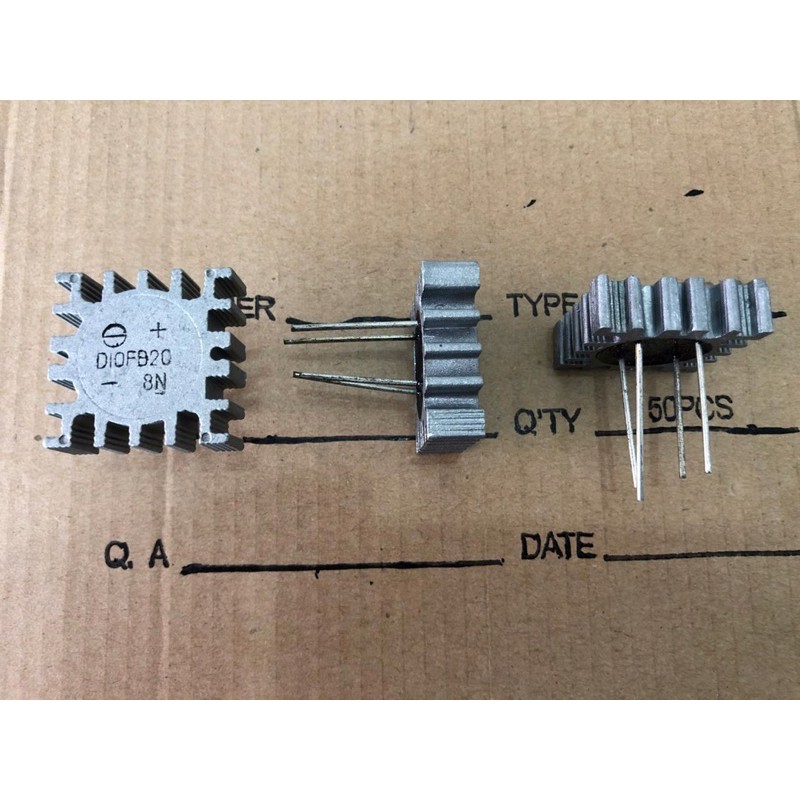 Dioda Bridge kiprok 10A jembatan rectifier D10FB20 + Pendingin Besi