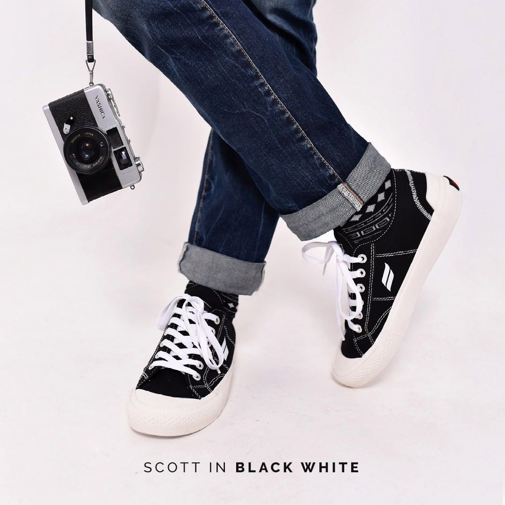 SCOTT BLACKWHITE |ManNeedMe x FSTP| Sepatu Sneakers Pria Vulcanized