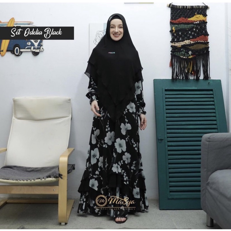 Madenia Syari-Masya syari ,Set Odelia ,Gamis syari Hitam motif Bunga