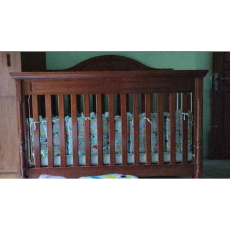 PRELOVED BOX BAYI / TEEMPAT TIDUR BAYI/BOX BAYI KAYU