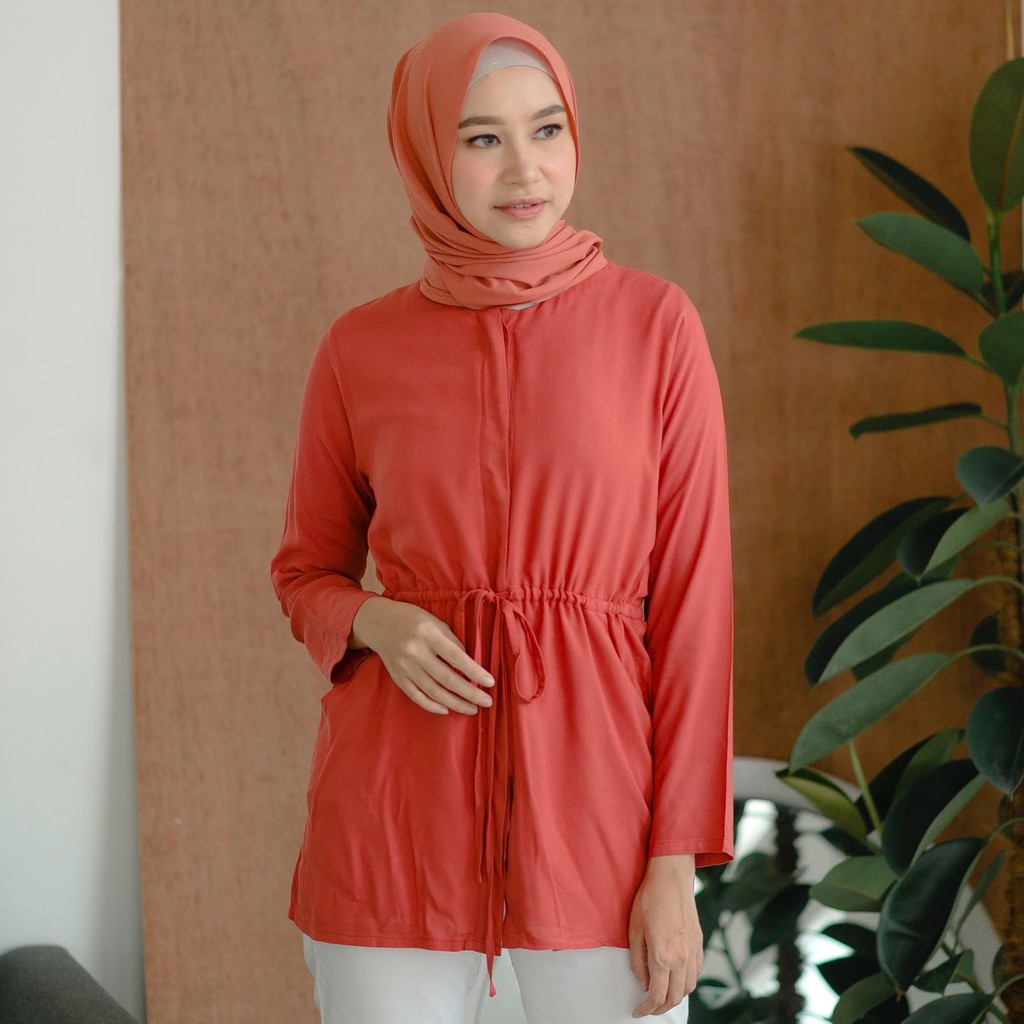 Fahrisa Blouse