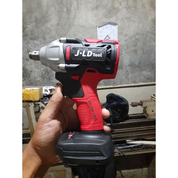 impact wrench jld merah atau hitam tool only