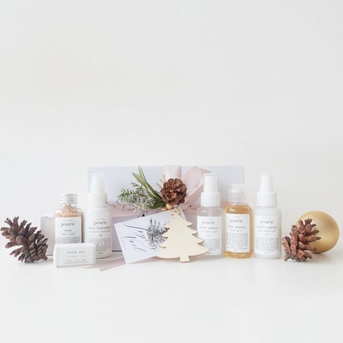 

POURIE HOLIDAY SEASON GIFT SET NATURAL PRODUCT CHRISTMAS HAMPERS BN51FV6C