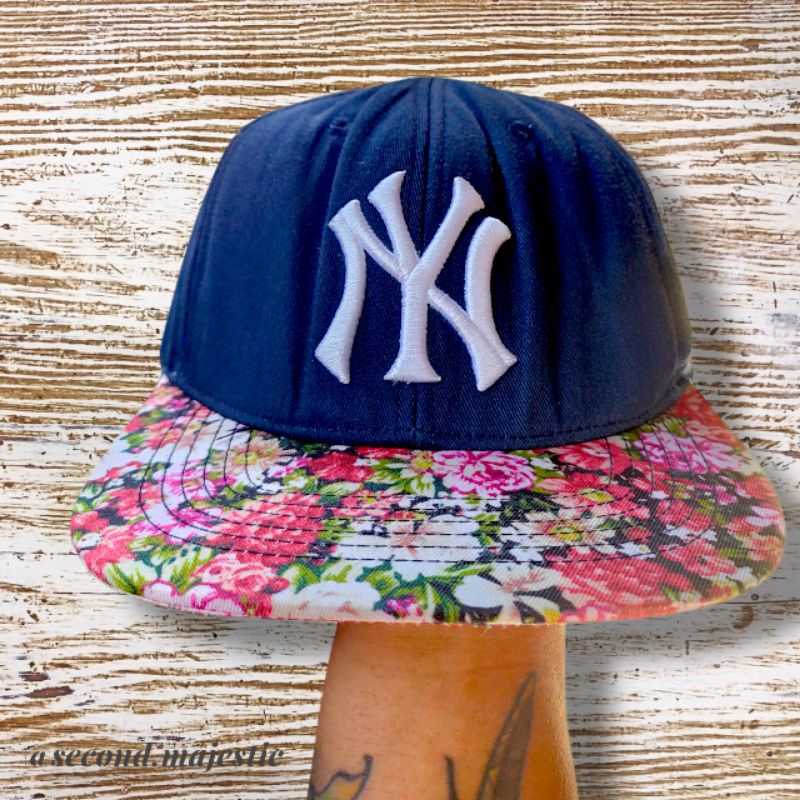 Topi MLB Yankees Setelan