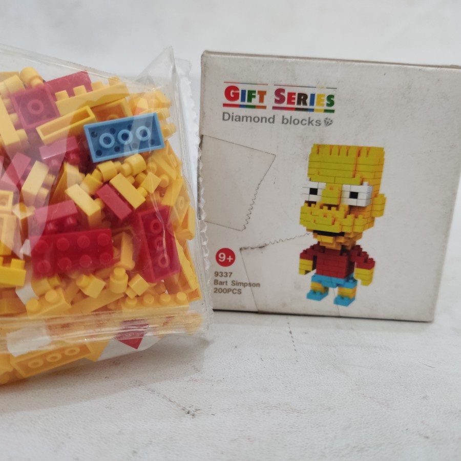 Mainan anak merakit Rakitan Lego Mini Brick Nano Diamond Block karakter bart simpson