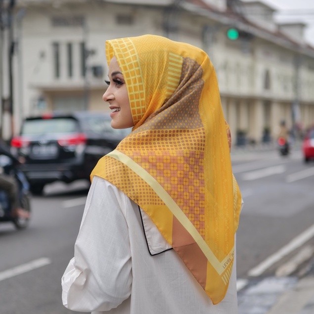 Minor Deffect | Mornin' Up | Levelup | Levelscarves