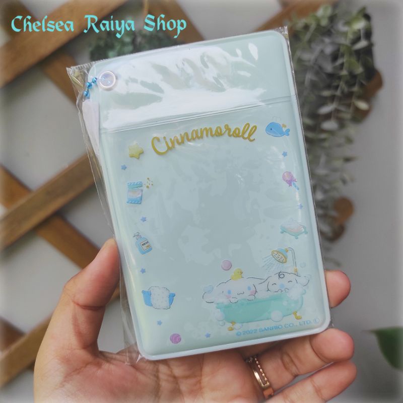 Card Holder Tempat Kartu Plastik Sanrio Cinnamoroll and Milk Bath Photoholder Cinamorol Cinamoroll C
