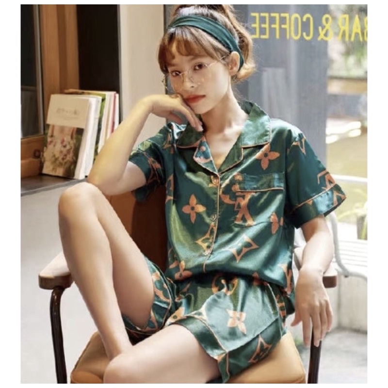 PIYAMA SATIN WANITA DEWASA IMPORT BAJU TIDUR SILK SETELAN HOTPANTS MOTIF GREEN SIZE M L XL XXL