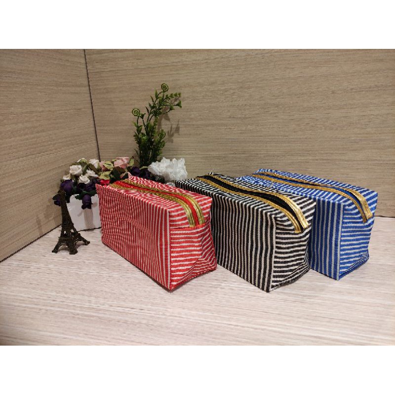 Dompet Kosmetik / Tas kosmetik